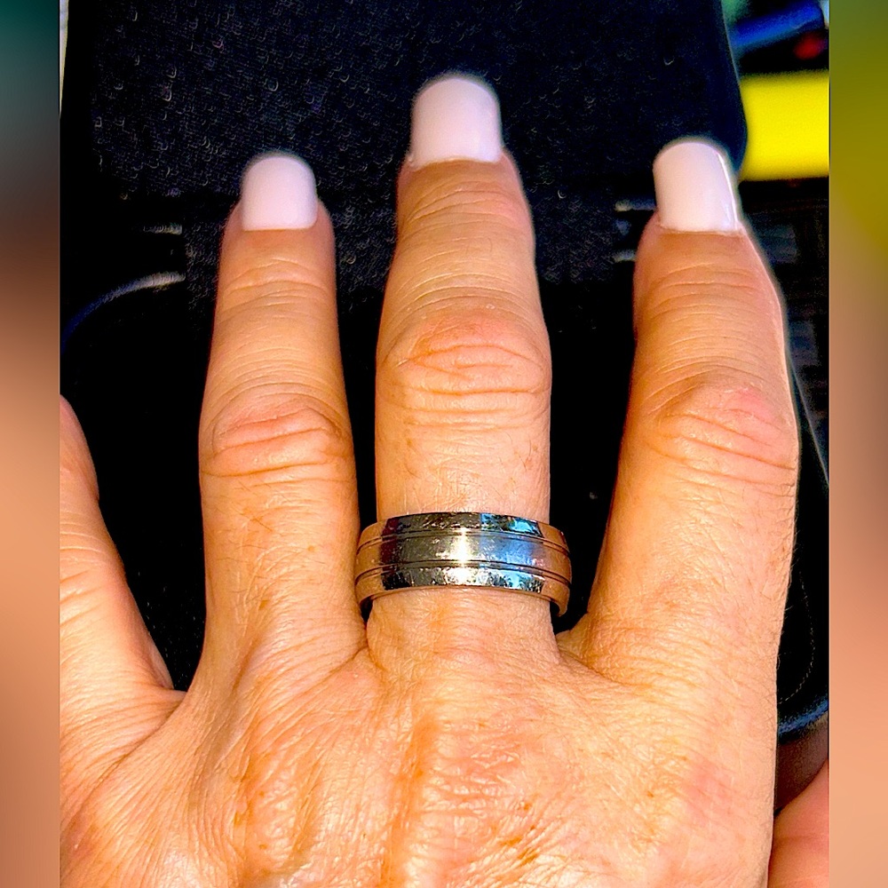 Titanium Unisex Silver Ring Size 9 - Picture 5 of 9